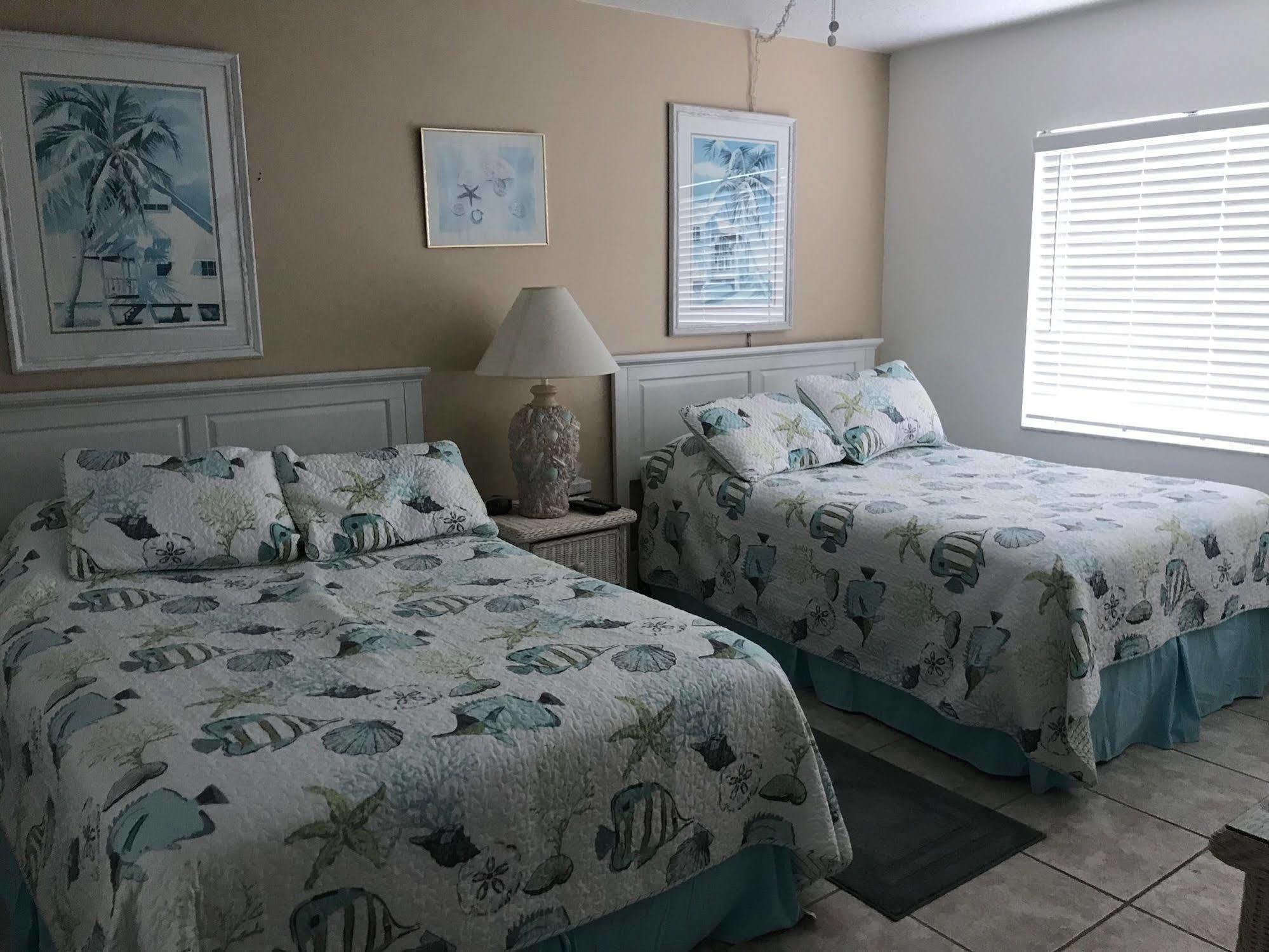 Coconuts Beach Resort Anna Maria Exteriér fotografie